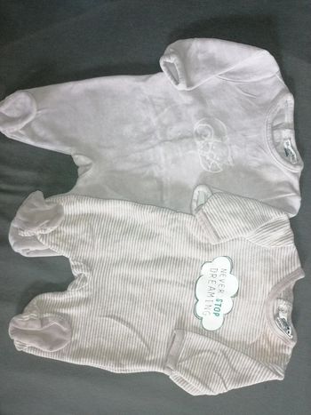 Lot de 2 pyjamas 1mois