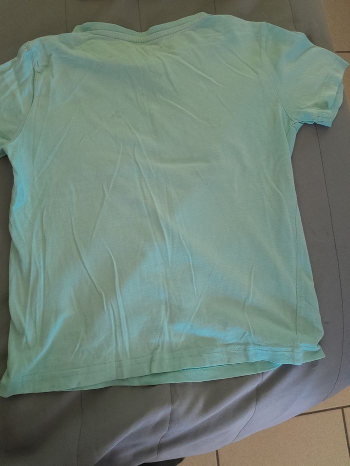 Tee shirt  8 ans - photo numéro 2