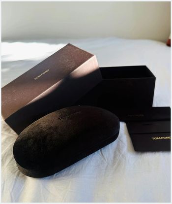 Boîte et étui à lunettes Tom Ford neuf