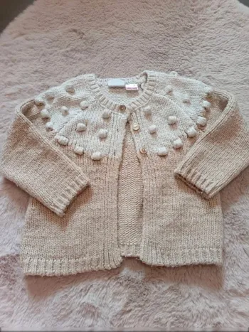 Gilet tricot à noppes