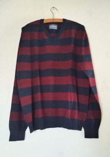 Pull homme taille L col V manches longues