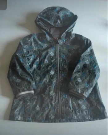 Manteau imperméable garçon TRÈS BON ÉTAT taille 5 ans couleur gris