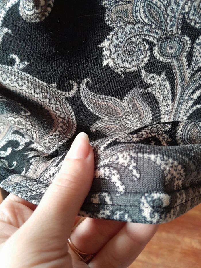 Robe printemps Manches 3/4 decolté plongeant - photo numéro 5