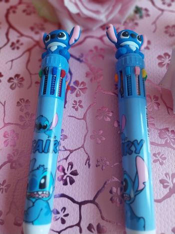 Stylos 10 couleurs stitch prix à l unité