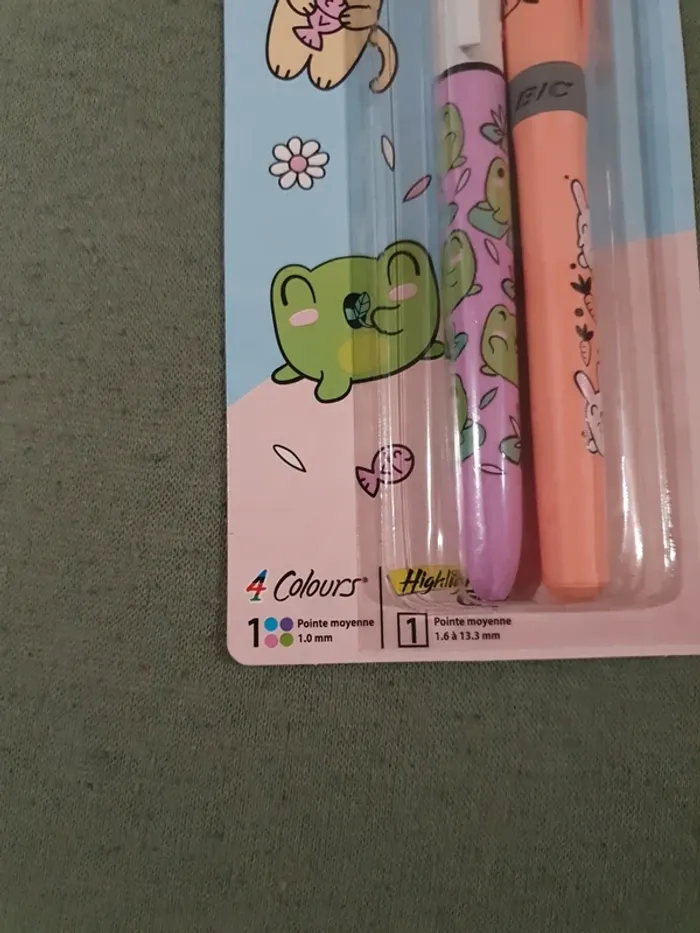 Lot stylos bic et feutre point 88 stabilo - photo numéro 7