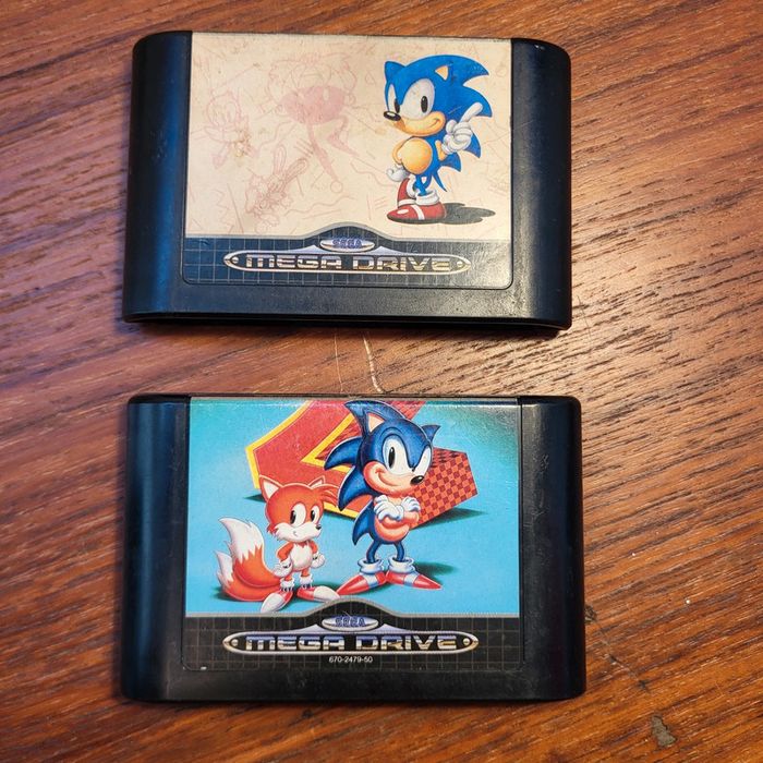 2 jeux Sonic Sega Mega Drive