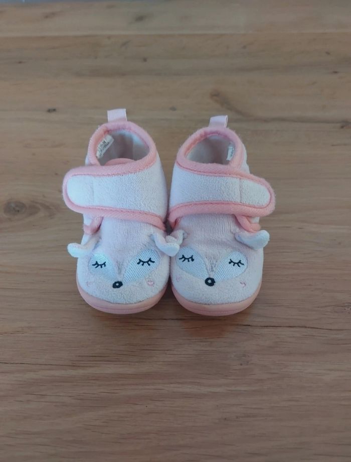 Chaussons.