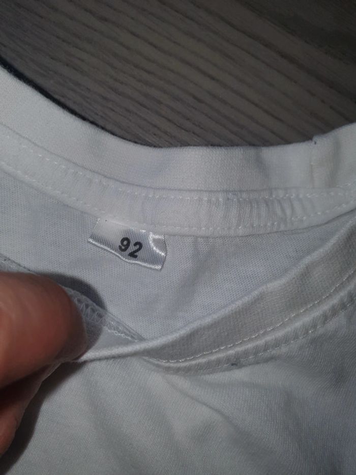 Maillot t-shirt 2ans - photo numéro 2