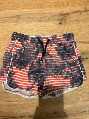 Short de bain rouge et blanc Lefties taille 4 5 ans