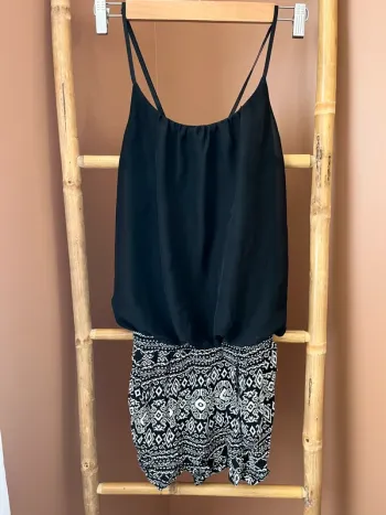 Combi-short noire et blanche
