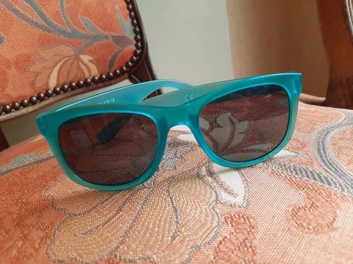 Lunettes de soleil carrées