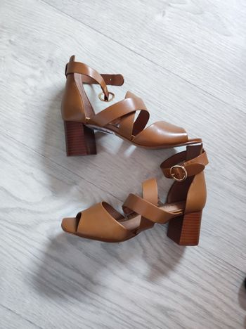 Chaussures à talons Caroll taille 36 