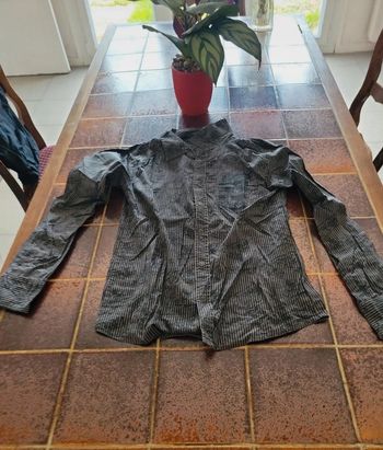 Chemise à rayures manches longues