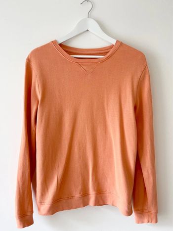 Sweat fin Monoprix en 100% coton couleur corail rose orangé