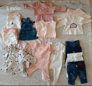 Lot vêtements fille 3 mois