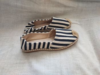 Espadrilles rayées artisanales pointure 39 neuves