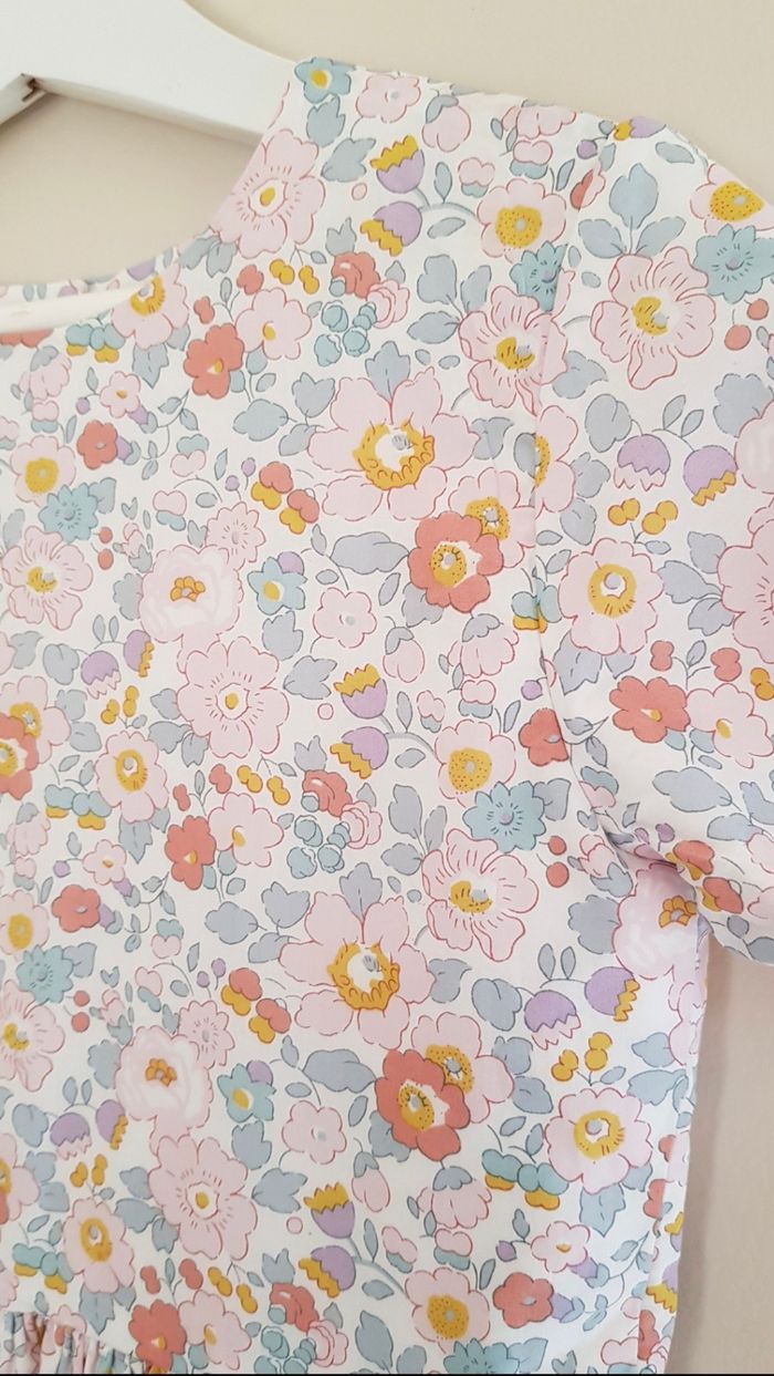Robe Liberty taille 8 ans 🪷 - photo numéro 4