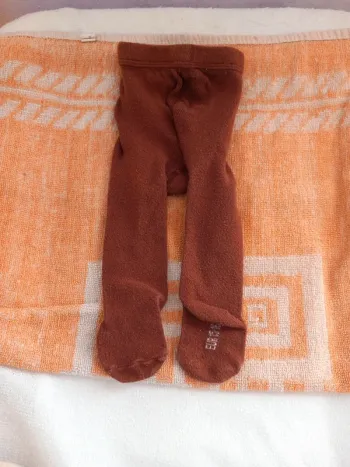 🚼collant marron Kiabi 6 mois