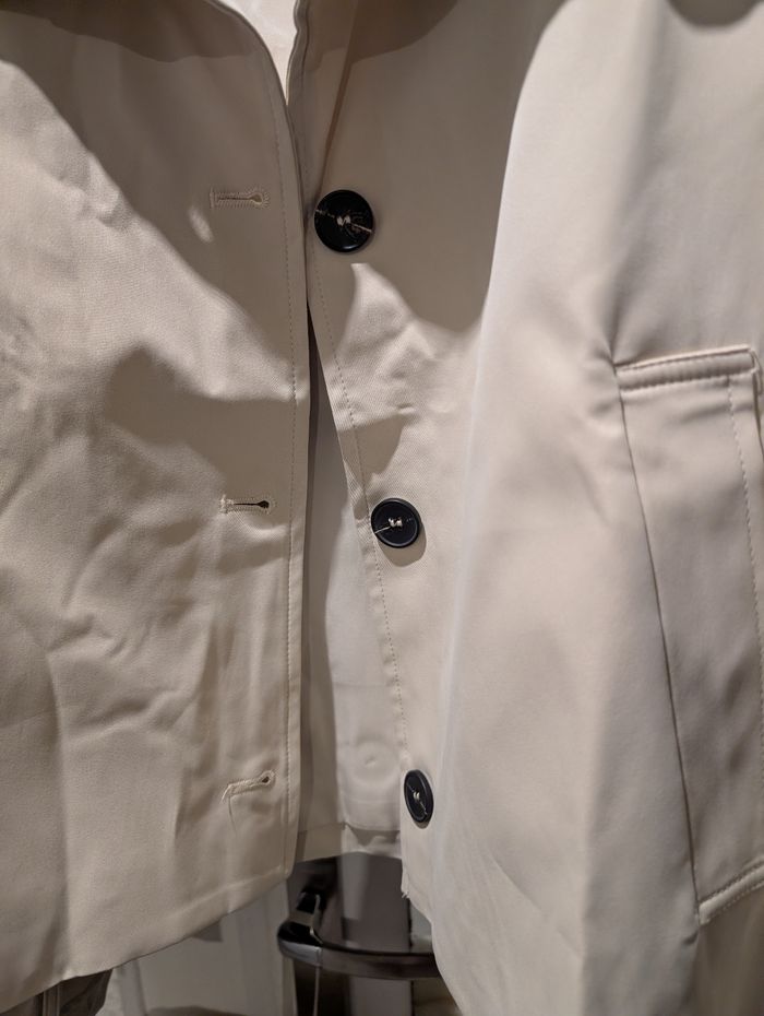 Trench court léger blanc crème taille M neuf - photo numéro 5