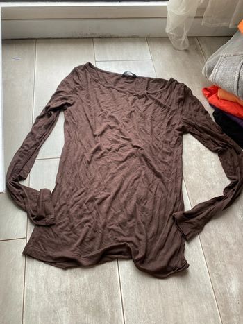 T-shirt marron taille M manche longue