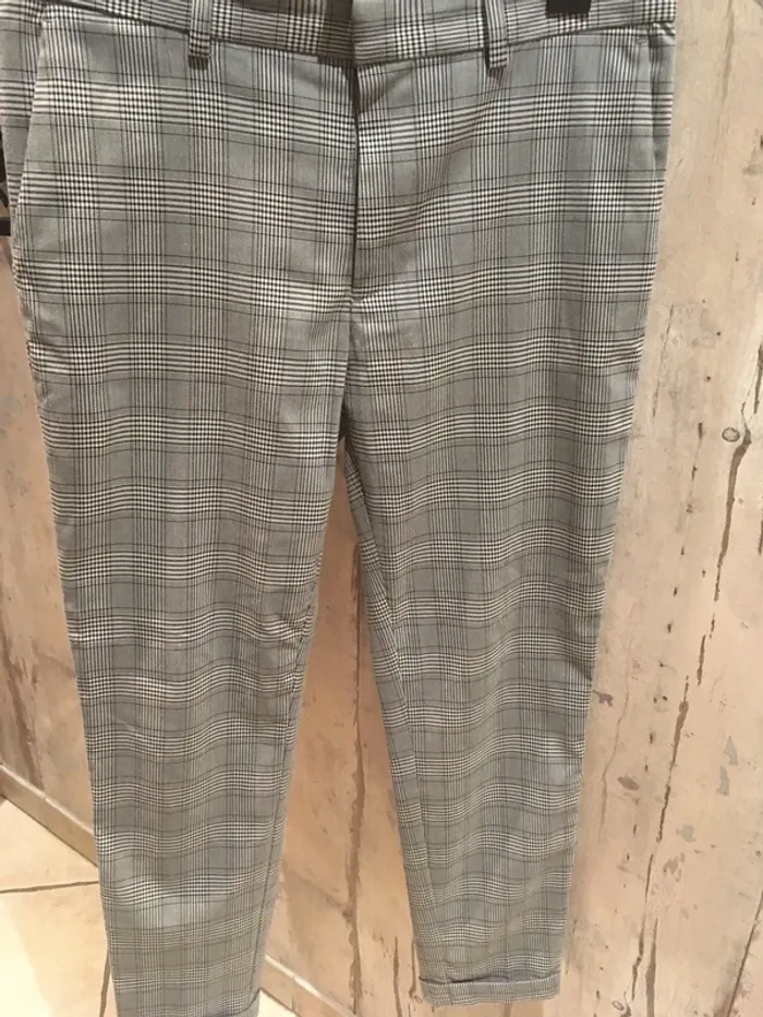 Superbe pantalon chic et sophistiqué en 42 de chez H&M en excellent état