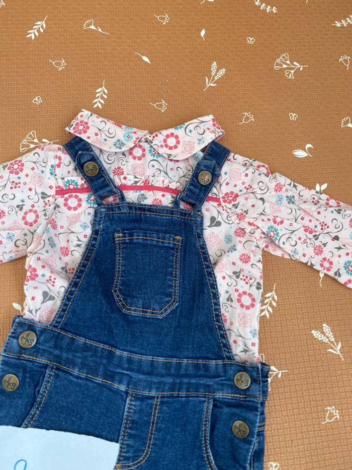 Salopette jean + blouse 9 mois - photo numéro 2
