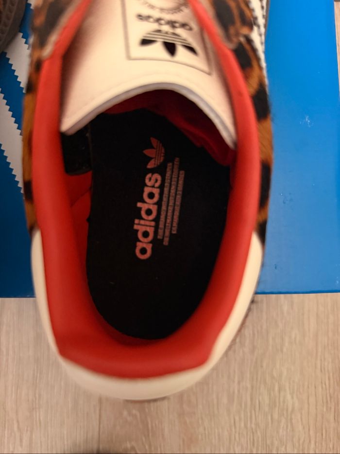 Adidas Samba OG Preloved Red Leopard - photo numéro 5