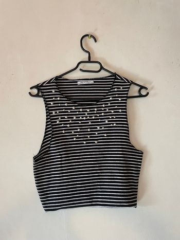 Top court Zara Trafaluc rayé noir & blanc perlé – Taille L – Très bon état