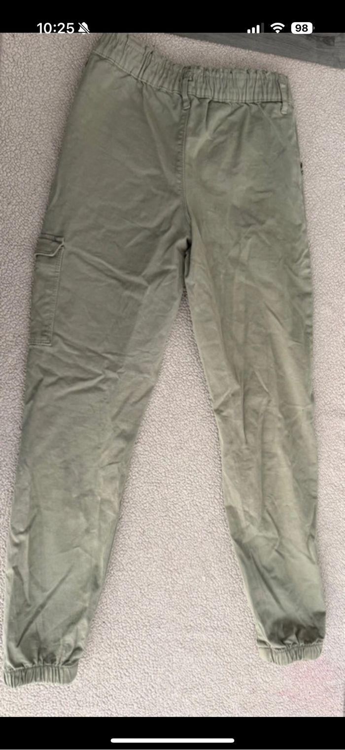 Cargo fille - photo numéro 2