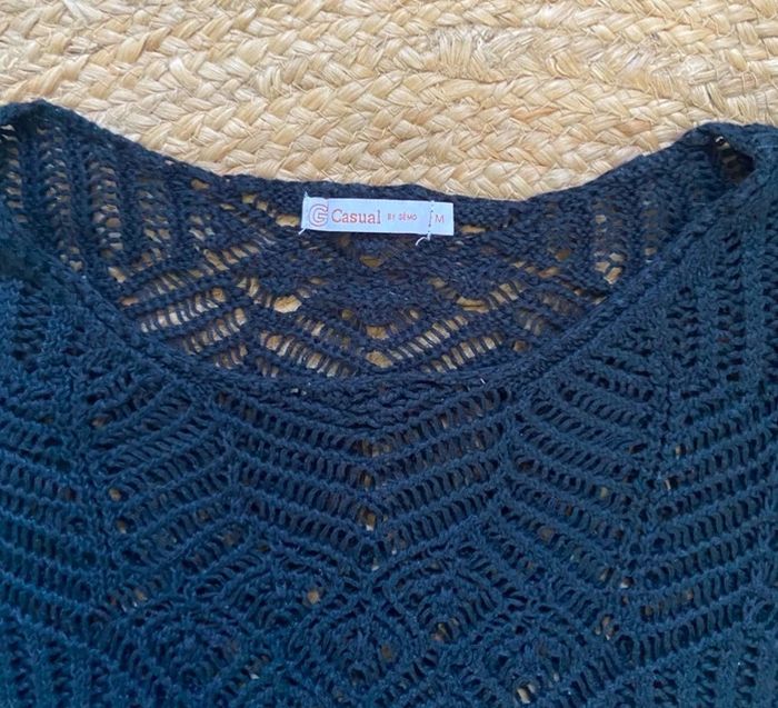 Joli pull d’été noir ajouré crochet Taille M - photo numéro 2