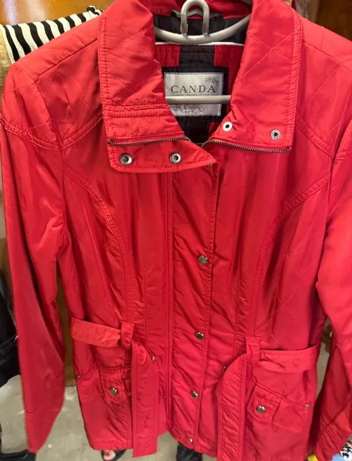 Veste pluie rouge