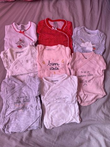 Lot body manches longues 1 mois