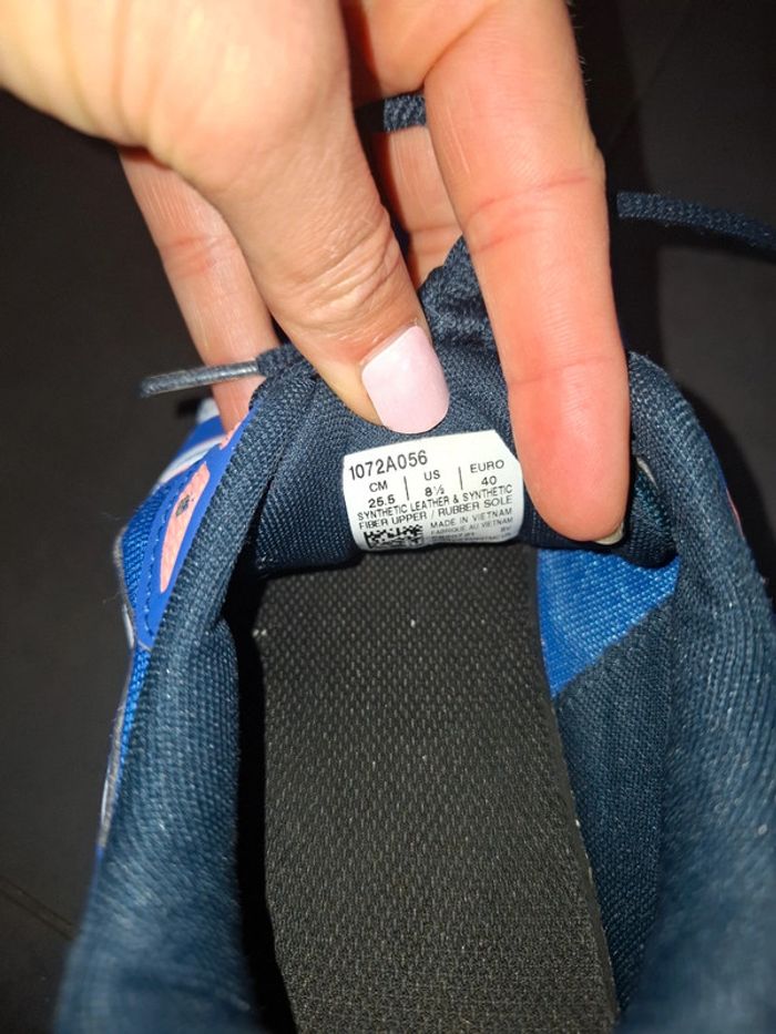 Baskets intérieures ou extérieures Asics 40 - photo numéro 3