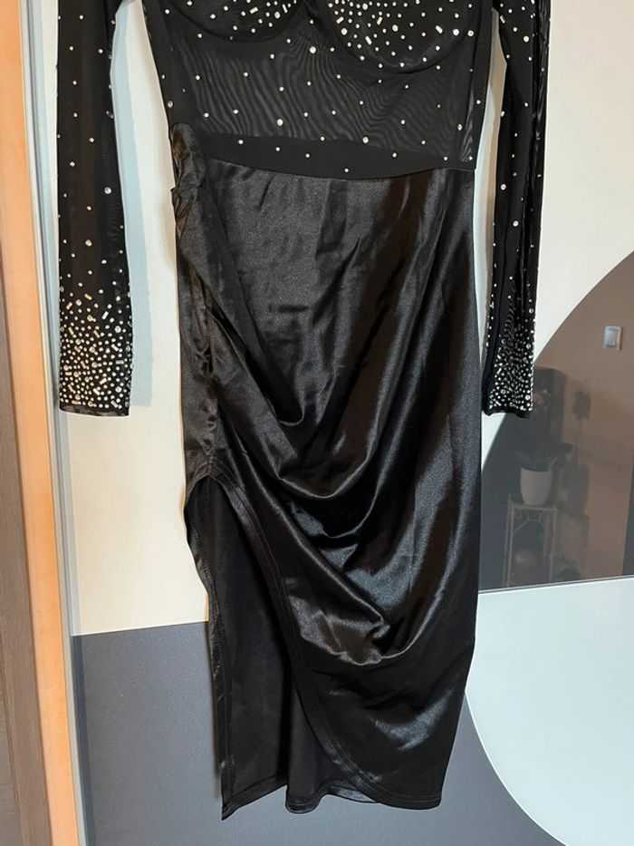Robe à paillettes - photo numéro 2