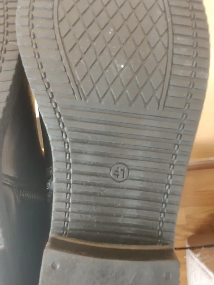 Bottines neuves T. 41 - photo numéro 6