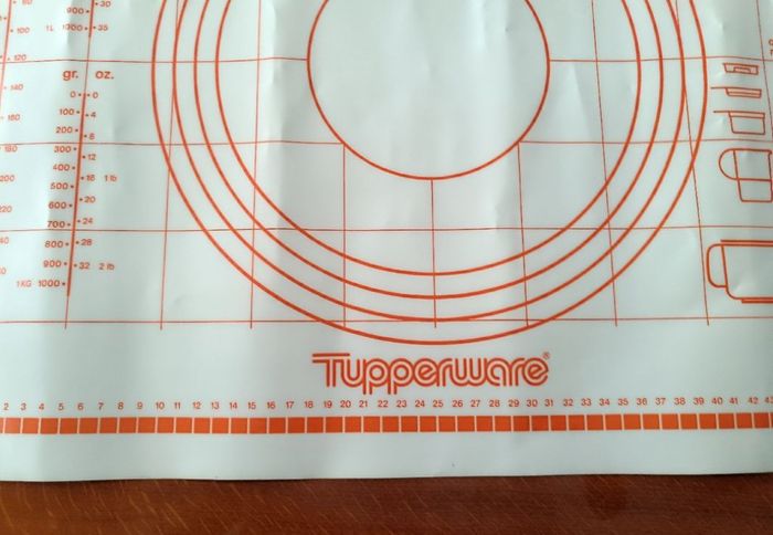 Tapis- feuille de pâtisserie Tupperware vintage blanc/orange - photo numéro 10