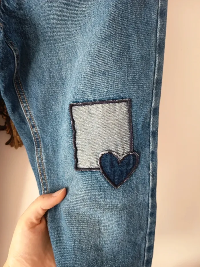 Jeans mom détail coeur - photo numéro 4