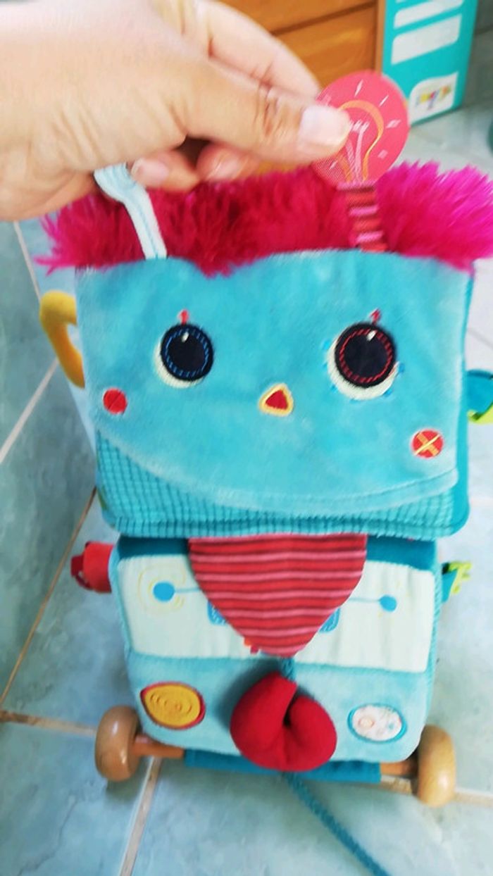 Clovis robot interactif - photo numéro 2