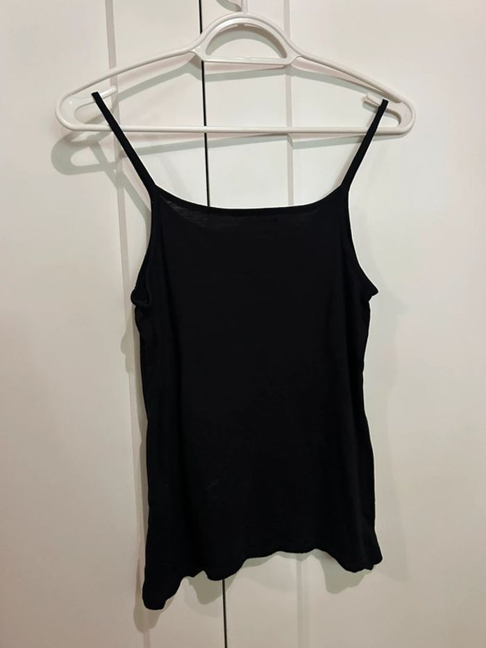 693 – débardeur basic noir à bretelles Kiabi en taille S - photo numéro 5