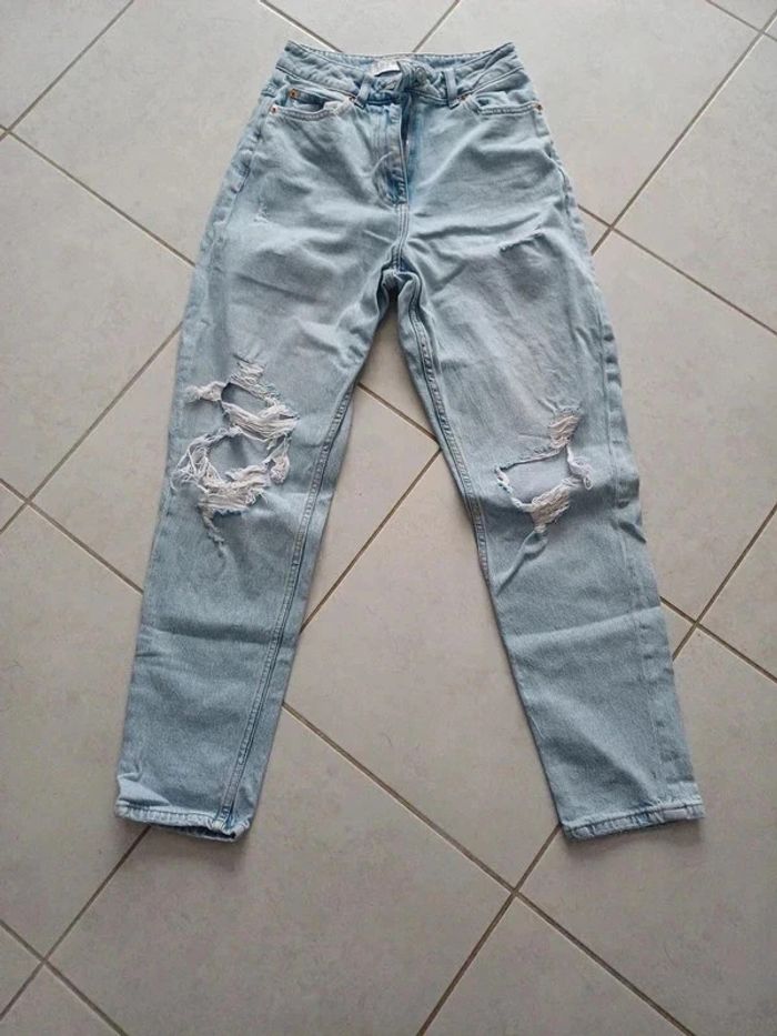 Jean femme à trou taille 34 - photo numéro 4