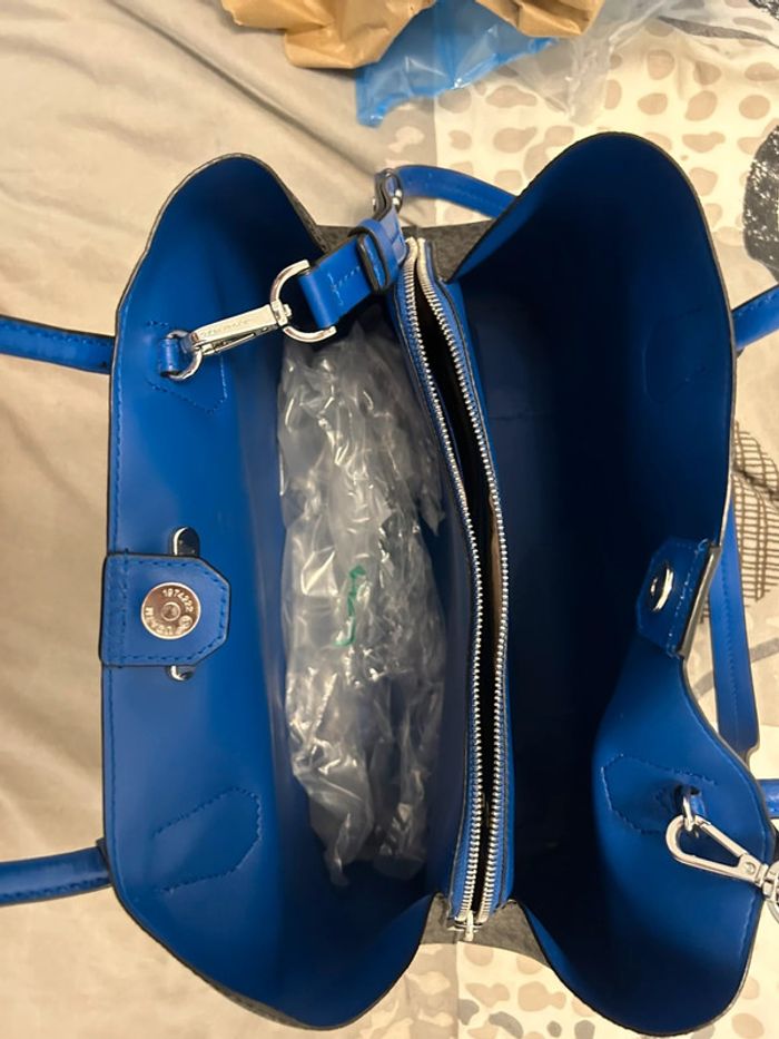 Magnifique Sac Michael kors - photo numéro 18