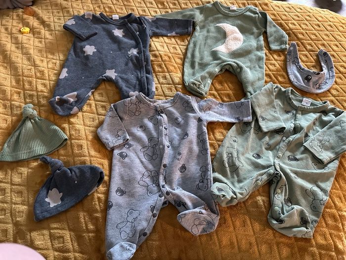 Lots ensemble bébé - photo numéro 1