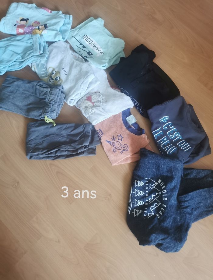 Lot vêtements 36 mois