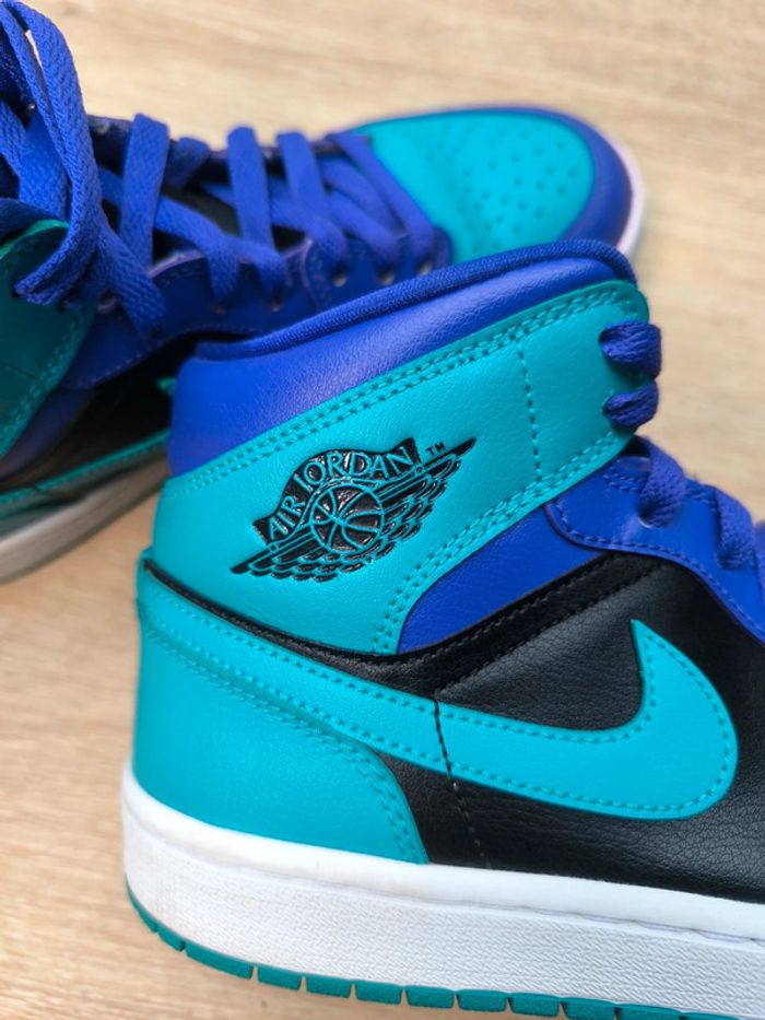 Baskets Jordan one mid black grappe pointure 38.5 comme neuves - photo numéro 7