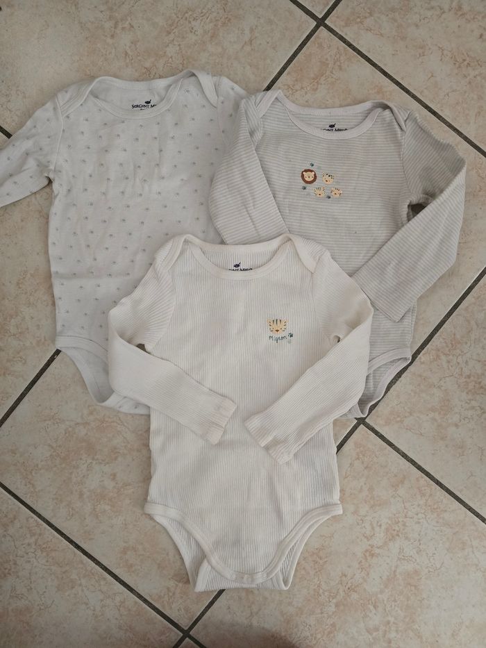 Lot 18 mois pyjama bodie à l'unité ou lot complet - photo numéro 5