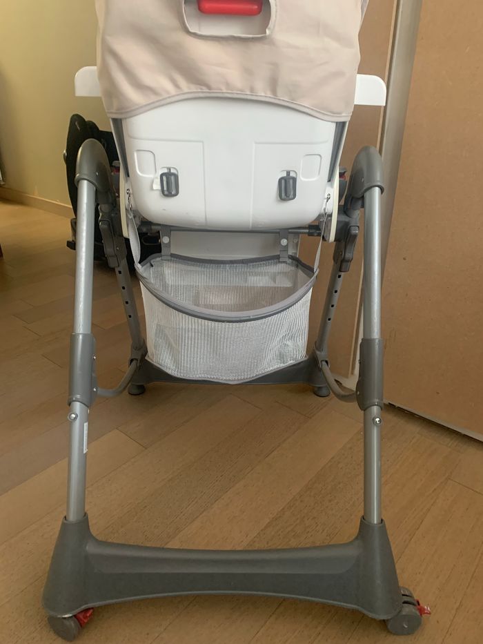 Chaise haute - photo numéro 6