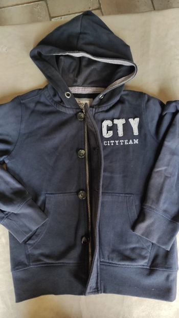 Veste gilet zippé et boutons marine