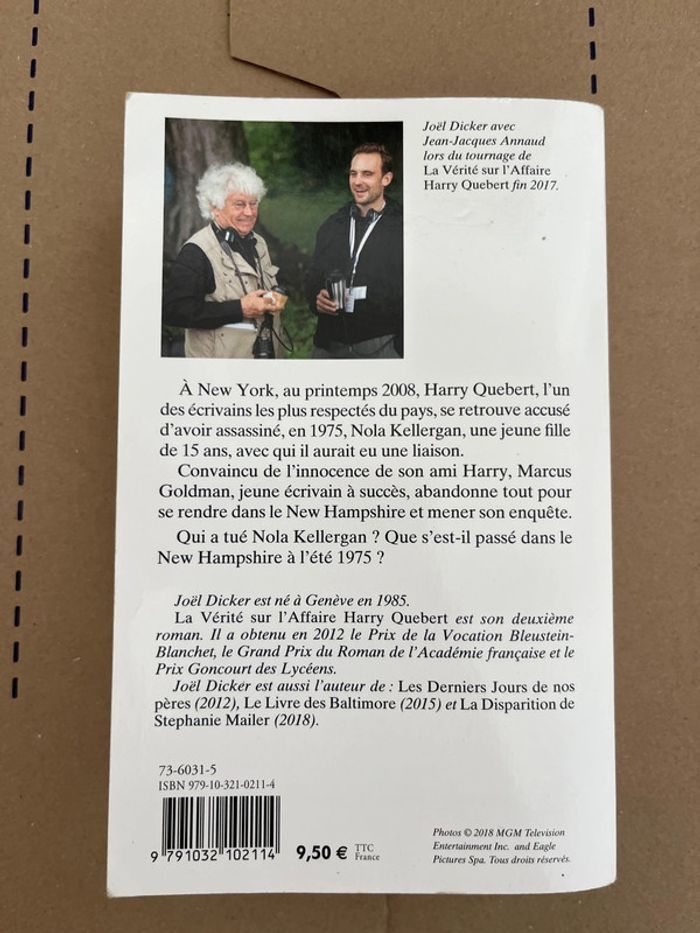 Livre « la vérité sur l’affaire Harry Quebert » - photo numéro 2