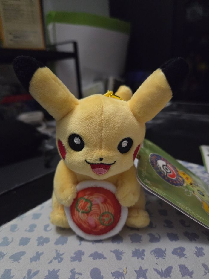 Lot de 3 peluches Pikachu Édition Limitée Pokémon Center Nagoya - photo numéro 4