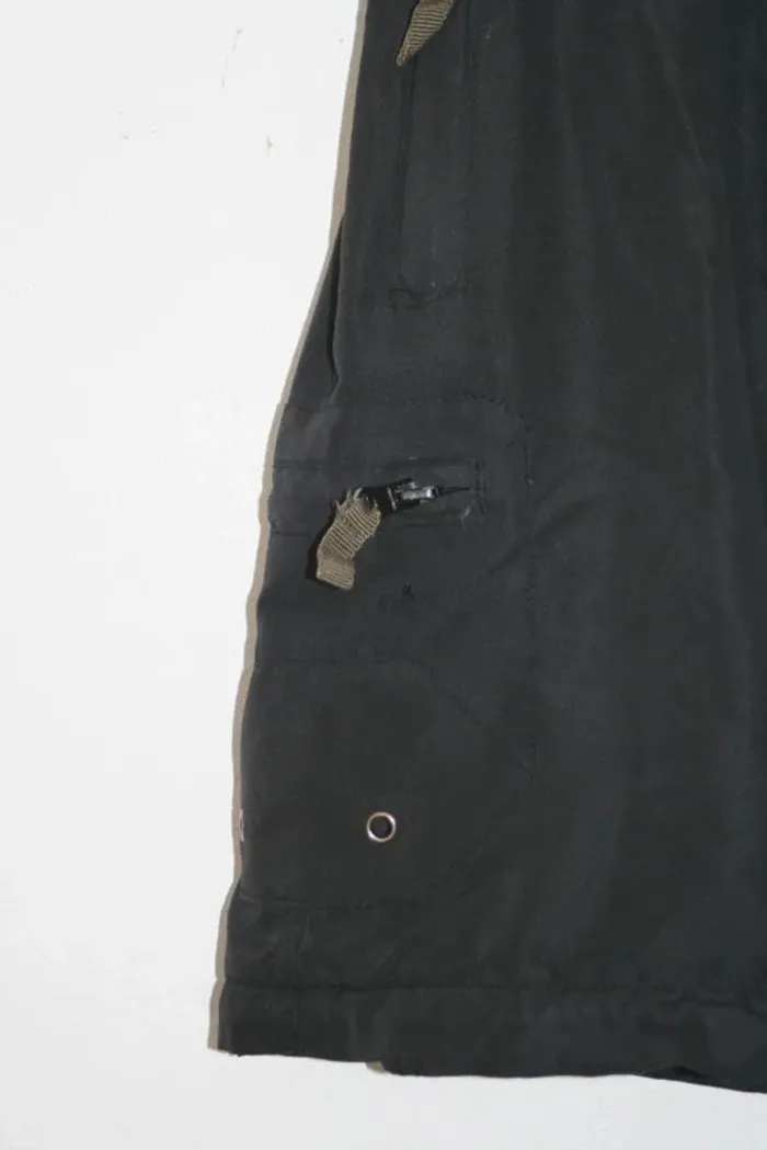 Bermuda noir marque Sandsoil, taille 10 ans - photo numéro 2